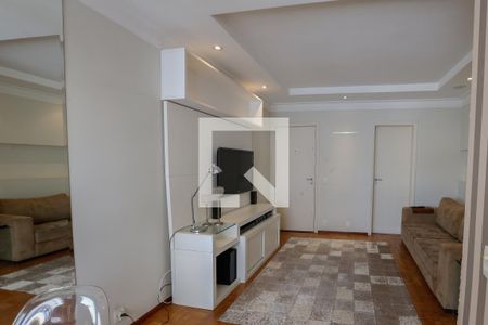 Apartamento para alugar com 72m², 2 quartos e 1 vagaSala