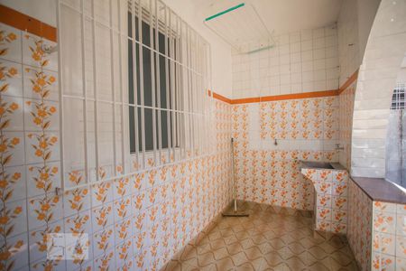 Casa para alugar com 30m², 1 quarto e sem vagaÁrea de Serviço