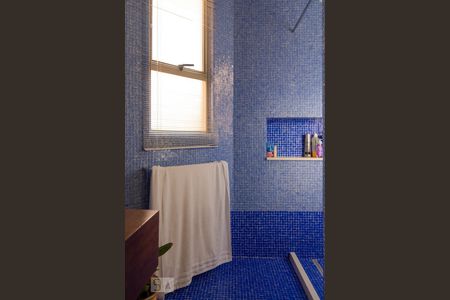 Apartamento à venda com 325m², 3 quartos e 4 vagas Apartamento à venda com 325m², 3 quartos e 4 vagasBanheiro do Quarto 1