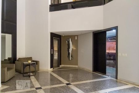 Apartamento à venda com 325m², 3 quartos e 4 vagas Apartamento à venda com 325m², 3 quartos e 4 vagasHall de Entrada