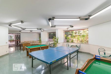 Apartamento à venda com 325m², 3 quartos e 4 vagas Apartamento à venda com 325m², 3 quartos e 4 vagasSala de Jogos