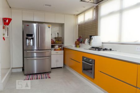 Apartamento à venda com 325m², 3 quartos e 4 vagas Apartamento à venda com 325m², 3 quartos e 4 vagasCozinha