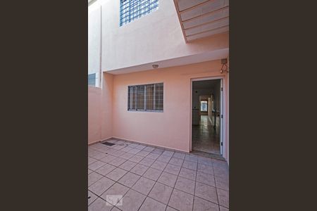 Casa à venda com 125m², 4 quartos e 1 vagaQuintal