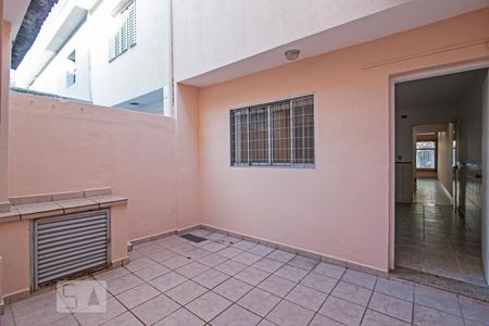 Casa à venda com 125m², 4 quartos e 1 vagaQuintal