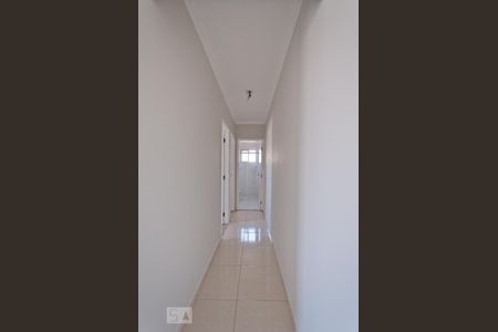 Corredor de apartamento à venda com 2 quartos, 54m² em Vila Marieta, São Paulo