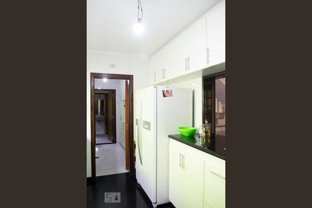 Casa à venda com 330m², 4 quartos e 6 vagasCOZINHA