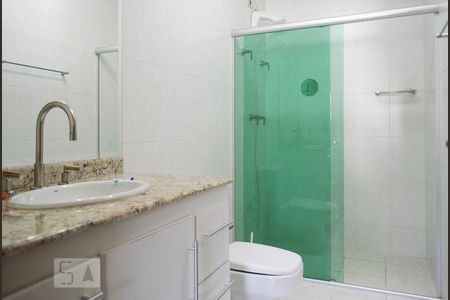 Casa à venda com 330m², 4 quartos e 6 vagasBANHEIRO SUITE 3