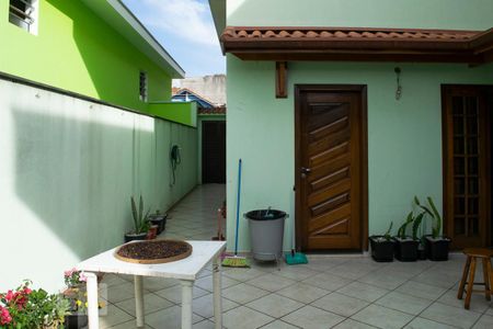 Casa à venda com 330m², 4 quartos e 6 vagasQUINTAL