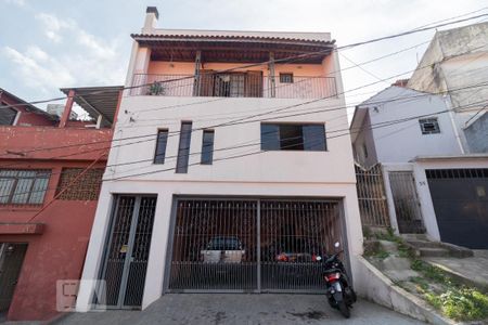 Casa à venda com 250m², 3 quartos e 2 vagasFachada