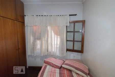 Casa à venda com 250m², 3 quartos e 2 vagasDormitório 2