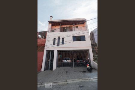 Casa à venda com 250m², 3 quartos e 2 vagasFachada
