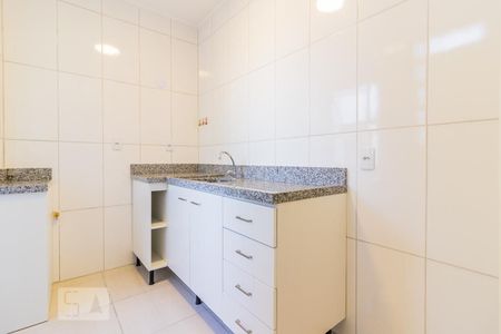 Cozinha de apartamento para alugar com 1 quarto, 35m² em Farroupilha, Porto Alegre