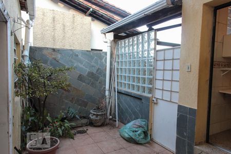 Casa à venda com 170m², 3 quartos e sem vagaÁrea de Serviço