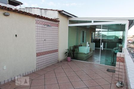 Casa à venda com 170m², 3 quartos e sem vagaTerraço