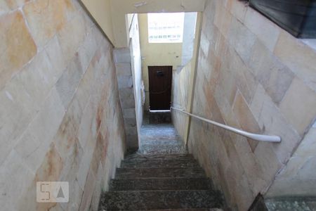 Casa à venda com 170m², 3 quartos e sem vagaEscada da Entrada da Casa