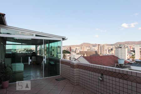 Casa à venda com 170m², 3 quartos e sem vagaTerraço