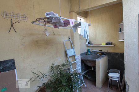 Casa à venda com 170m², 3 quartos e sem vagaÁrea de Serviço