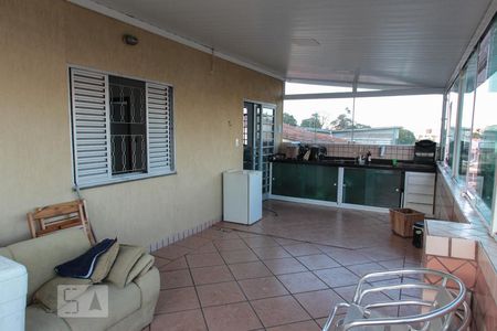 Casa à venda com 170m², 3 quartos e sem vagaTerraço