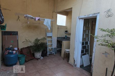 Casa à venda com 170m², 3 quartos e sem vagaÁrea de Serviço