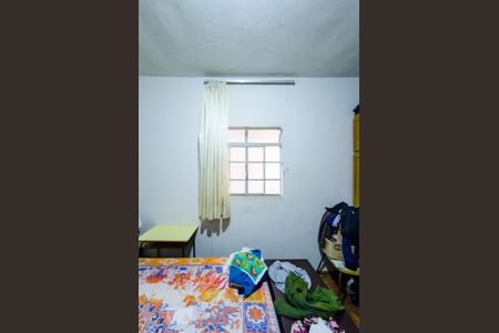 Casa à venda com 220m², 6 quartos e 8 vagas Casa à venda com 220m², 6 quartos e 8 vagasCasa de fundos 1