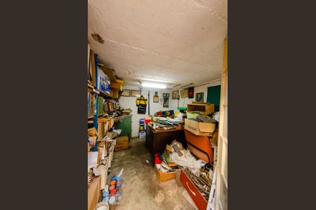 Casa à venda com 220m², 6 quartos e 8 vagas Casa à venda com 220m², 6 quartos e 8 vagasQuarto de despejo 2