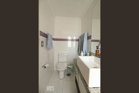 Apartamento à venda com 84m², 3 quartos e 2 vagasBanheiro Quarto 3 - Suíte