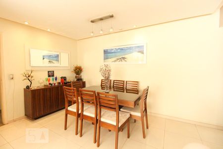 Apartamento à venda com 84m², 3 quartos e 2 vagasSala de Jantar