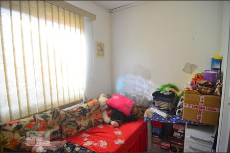 Casa à venda com 1000m², 4 quartos e 2 vagasQuarto 2 casa 1