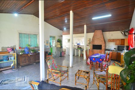 Casa à venda com 1000m², 4 quartos e 2 vagasVaranda casa 1