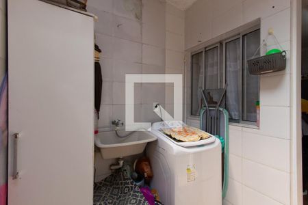 Casa de condomínio à venda com 78m², 2 quartos e 1 vagaLavanderia