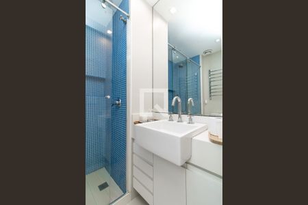 Apartamento para alugar com 99m², 2 quartos e 2 vagas Apartamento para alugar com 99m², 2 quartos e 2 vagasBanheiro Social