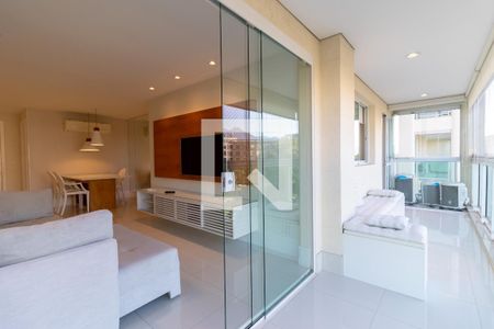 Apartamento para alugar com 99m², 2 quartos e 2 vagasSala e varanda