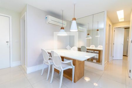 Apartamento para alugar com 99m², 2 quartos e 2 vagas Apartamento para alugar com 99m², 2 quartos e 2 vagasSala