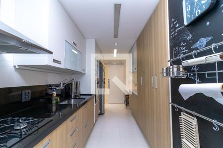 Apartamento para alugar com 99m², 2 quartos e 2 vagasCozinha