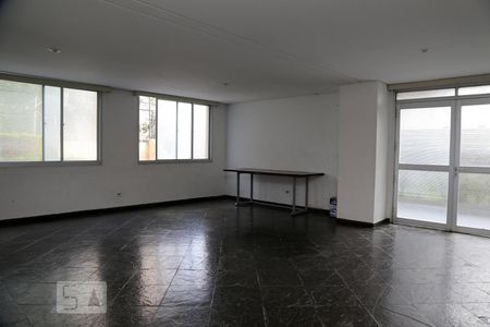 Apartamento para alugar com 56m², 2 quartos e 1 vagaÁrea comum - Salão de festas
