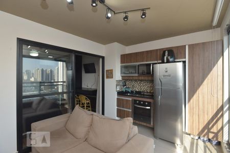 Varanda Gourmet de kitnet/studio à venda com 1 quarto, 30m² em Bom Retiro, São Paulo