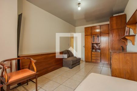 Casa à venda com 300m², 3 quartos e 2 vagas Casa à venda com 300m², 3 quartos e 2 vagasQuarto 1