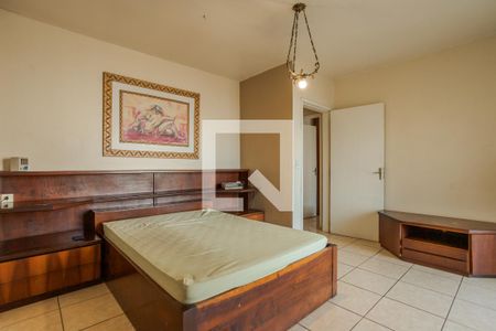 Casa à venda com 300m², 3 quartos e 2 vagas Casa à venda com 300m², 3 quartos e 2 vagasSuíte