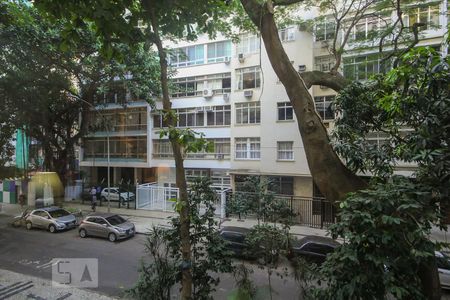 Apartamento à venda com 320m², 3 quartos e 3 vagasVista
