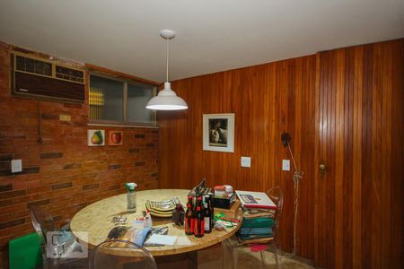 Apartamento à venda com 320m², 3 quartos e 3 vagasCopa