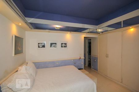 Apartamento à venda com 320m², 3 quartos e 3 vagasQuarto 2- Suite