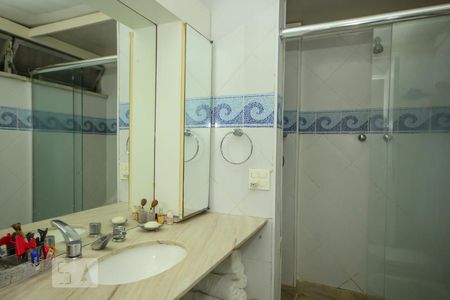 Apartamento à venda com 320m², 3 quartos e 3 vagasBanheiro - Suite