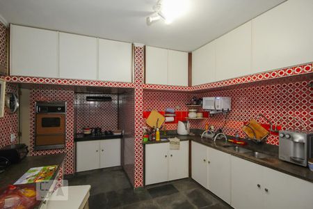 Apartamento à venda com 320m², 3 quartos e 3 vagasCozinha