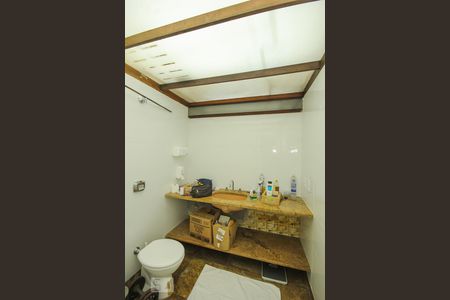 Apartamento à venda com 320m², 3 quartos e 3 vagasBanheiro Social 