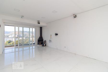 Sala de casa à venda com 4 quartos, 470m² em Teresópolis, Porto Alegre