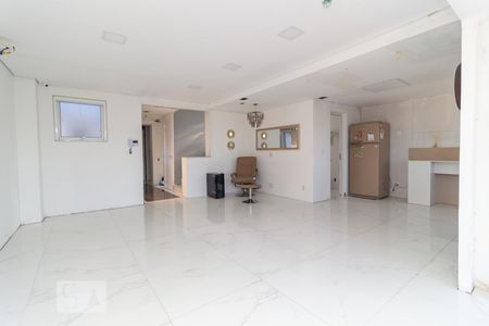 Sala de casa à venda com 4 quartos, 470m² em Teresópolis, Porto Alegre