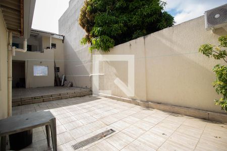 Casa para alugar com 50m², 1 quarto e sem vaga Casa para alugar com 50m², 1 quarto e sem vagaQuintal