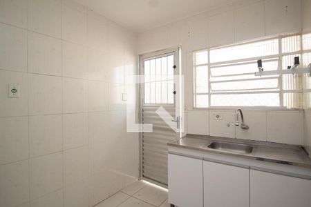 Cozinha de casa para alugar com 1 quarto, 50m² em Vila Palmeiras, São Paulo