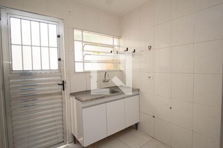 Cozinha de casa para alugar com 1 quarto, 50m² em Vila Palmeiras, São Paulo