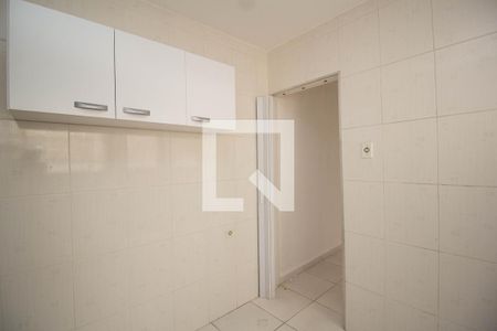 Cozinha de casa para alugar com 1 quarto, 50m² em Vila Palmeiras, São Paulo